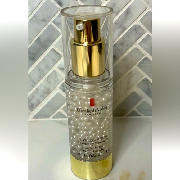 Elizabeth Arden Other - Elizabeth Arden Flawless Future Powered Ceramide Caplet Serum 30ml - NWOB